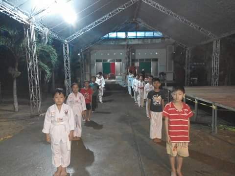 Lớp võ Taekwondo được tổ​ chức tại Trung tâm Văn hóa Thể thao - Học tập Cộng đồng.jpg